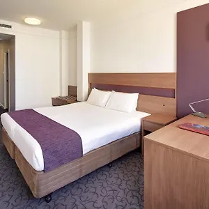 https://quality-hotel-ambassador-perth.hotelsperth.org